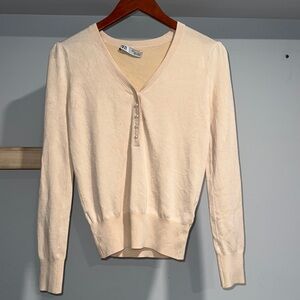 Zara‎ beige apricot sweater with Pearl buttons